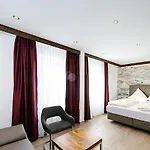 Central City Hotel