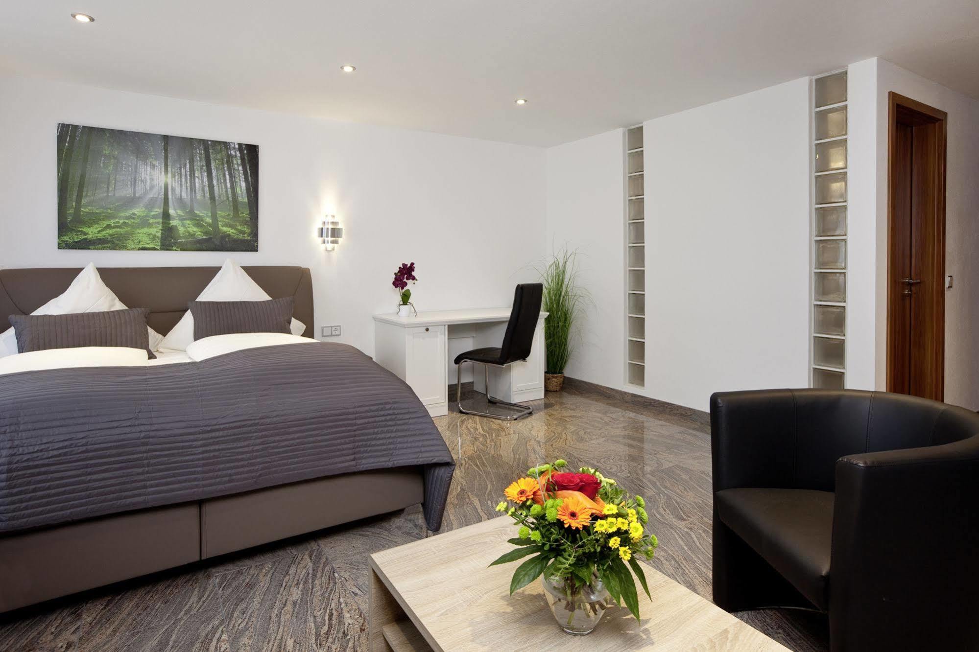 Hotel Haus Gabriel 4*
